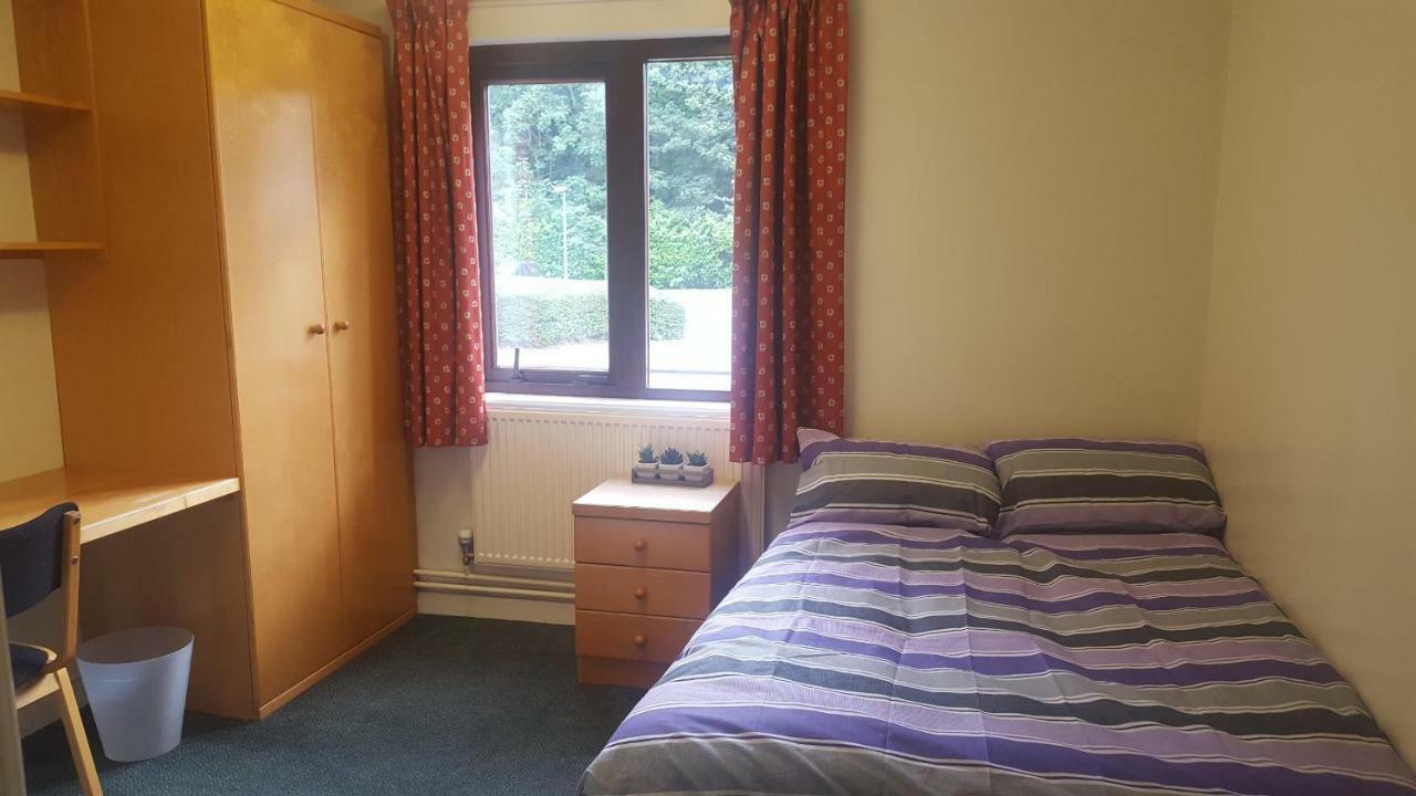 Oxley Hall-Campus Residence Leeds  Bagian luar foto