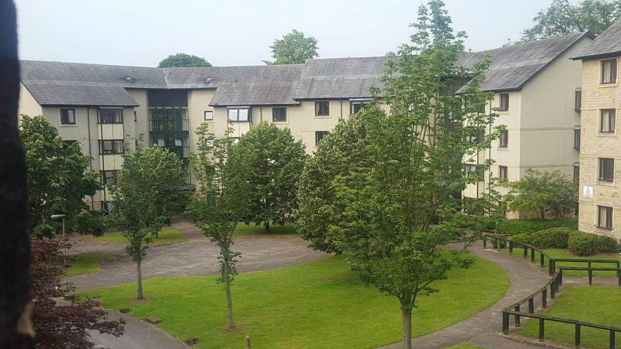 Oxley Hall-Campus Residence Leeds  Bagian luar foto